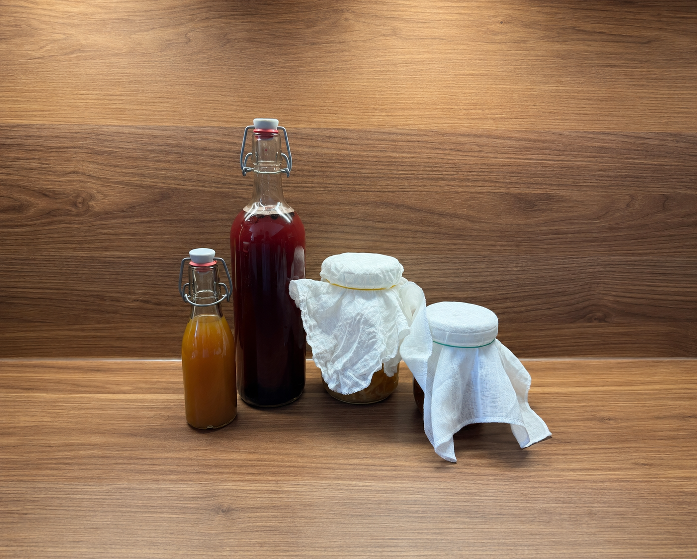 Kombucha — der Klassiker. Süß, säuerlich, leicht prickelnd.